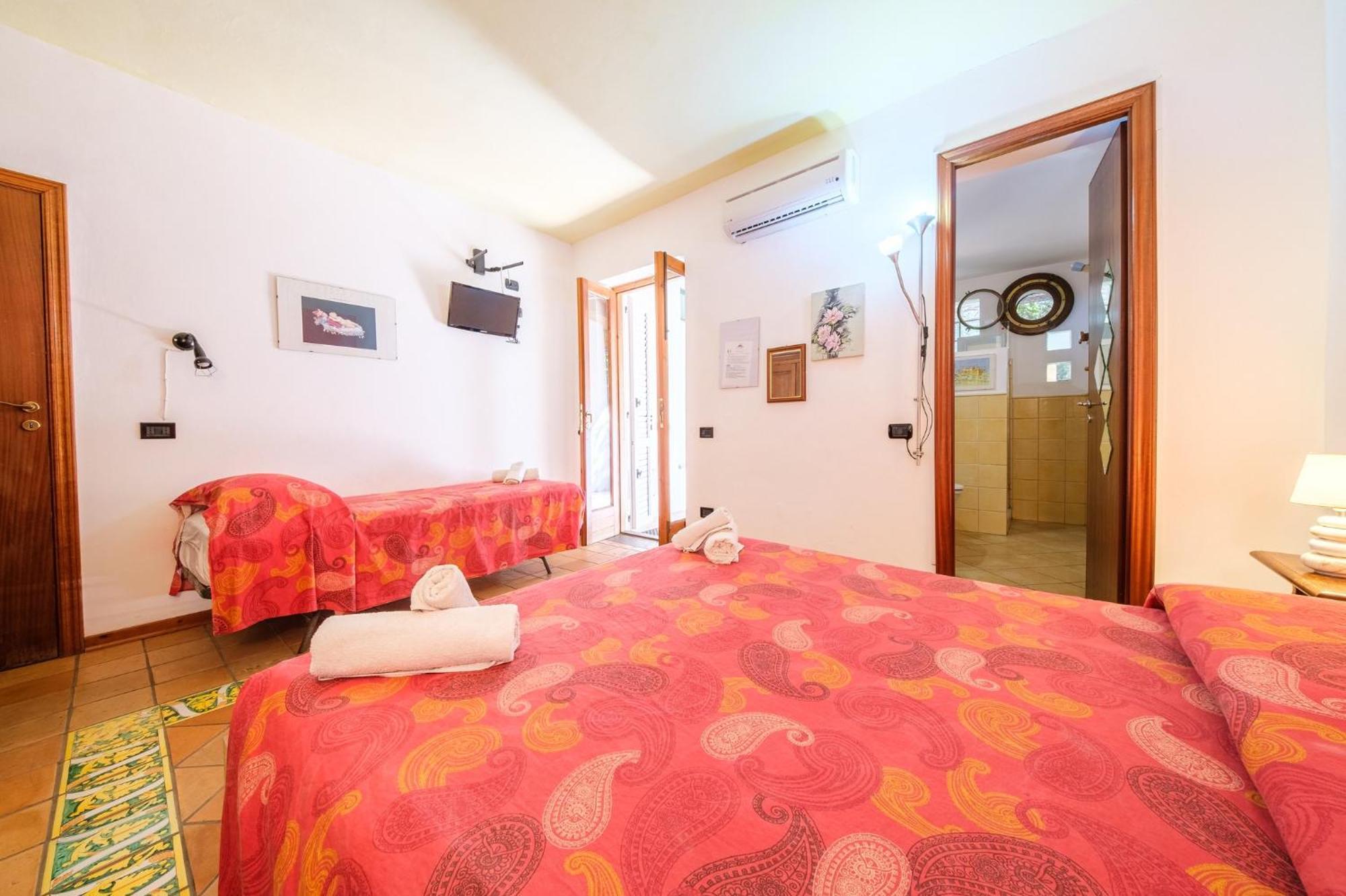 B&B Il Giardino Segreto سترومبولي المظهر الخارجي الصورة